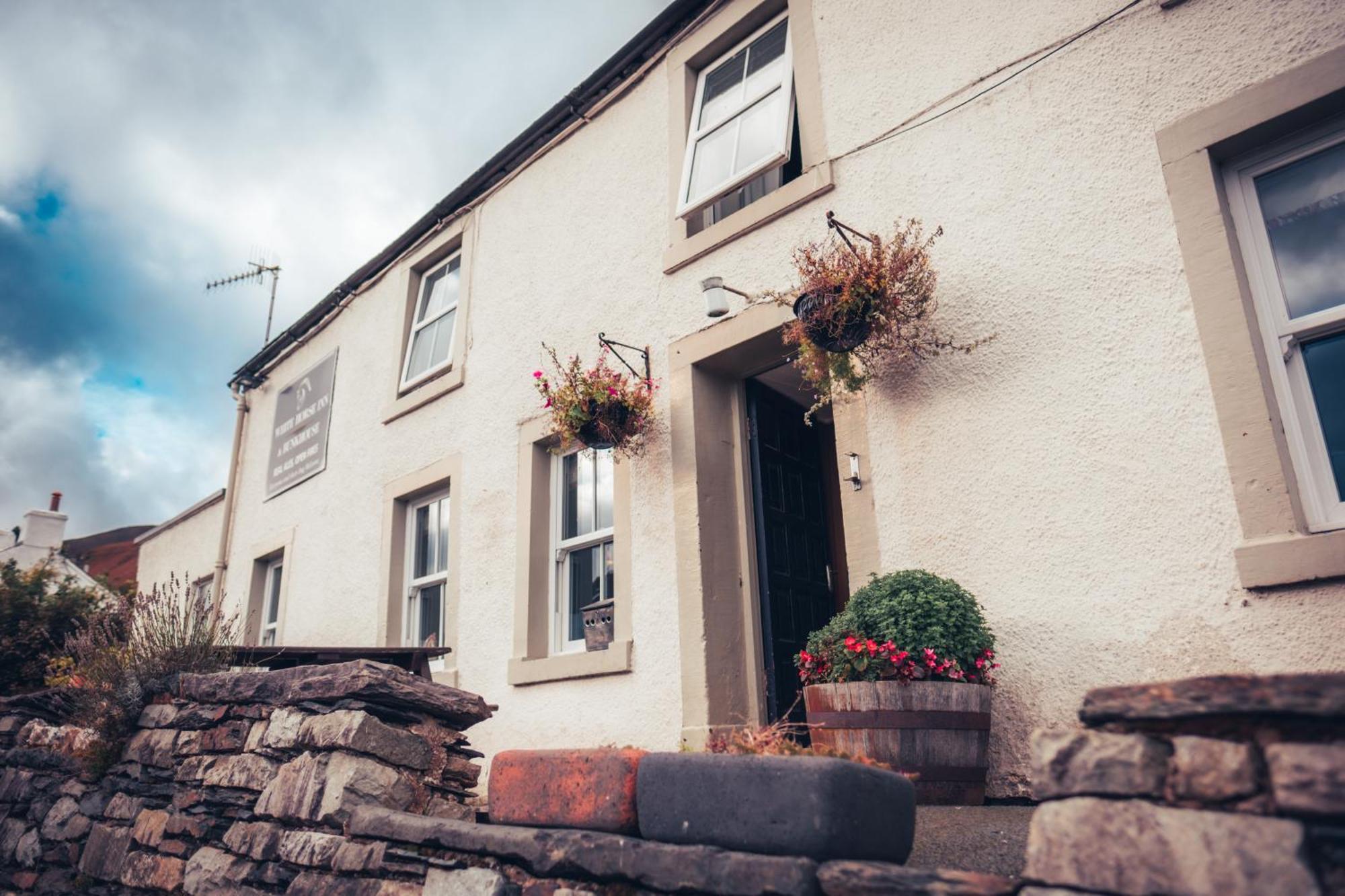 The White Horse Inn Bunkhouse Threlkeld ภายนอก รูปภาพ